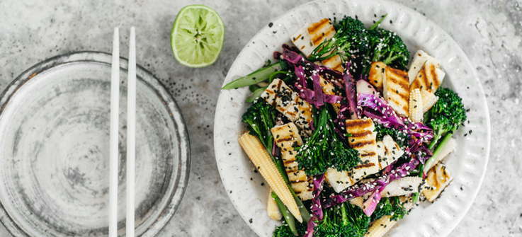 Red cabbage and haloumi stir-fry