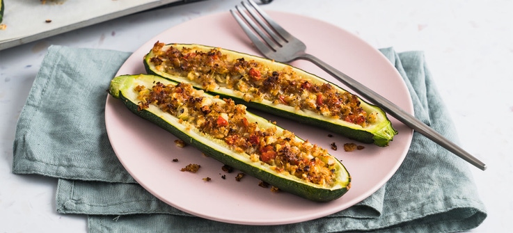 Stuffed courgette boats