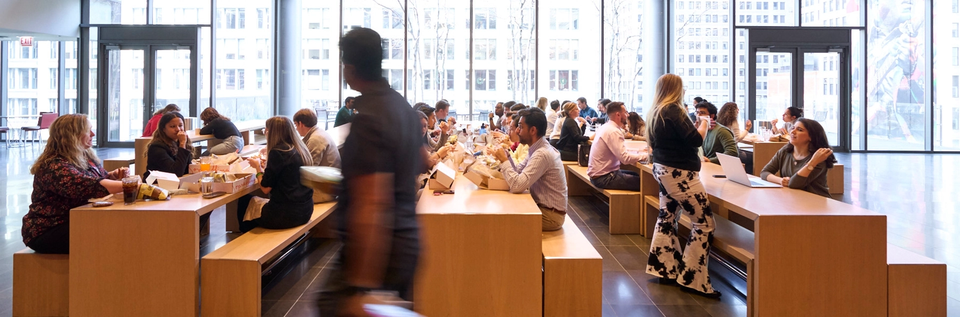 Employees eating lunch at the Chicago Morningstar office.