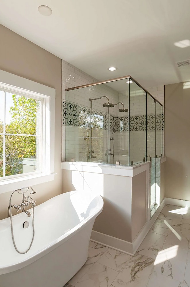Bathtub and shower in newly constructed Richmond, VA, home