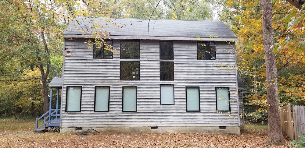 exterior shot of side of Chesterfield, VA, home with new fiberglass windows