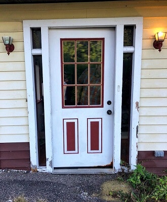 south hills pa home before getting new fiberglass entry door