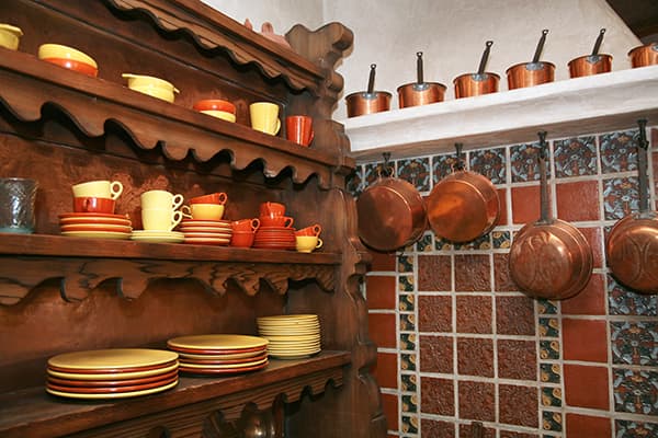 Outdated decorating trends - tuscan kitchen