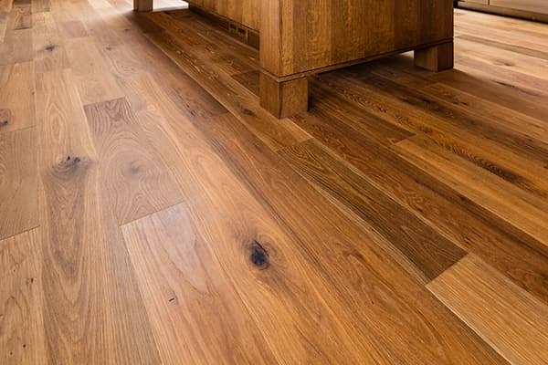Kitchen trends: wood floors