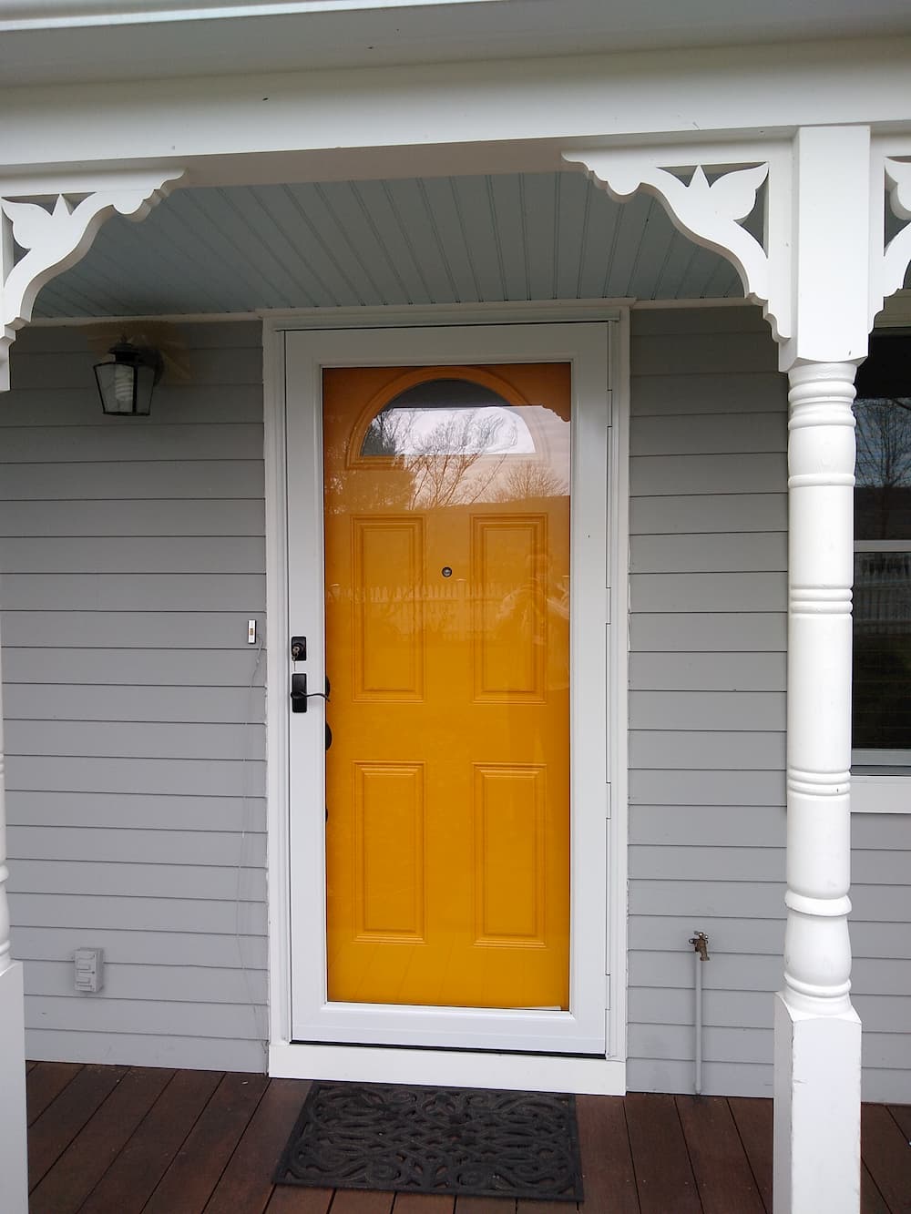 After photo of the new Pella entry door in a Lenox home