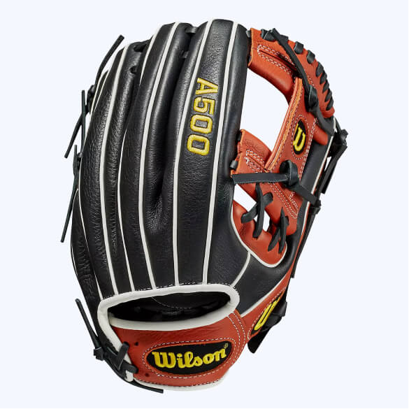 High-performance gloves for baseball players