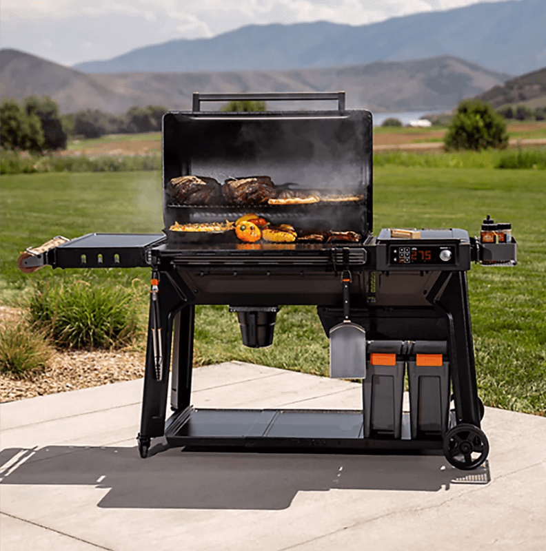 Traeger Woodridge Pro Pellet Grill