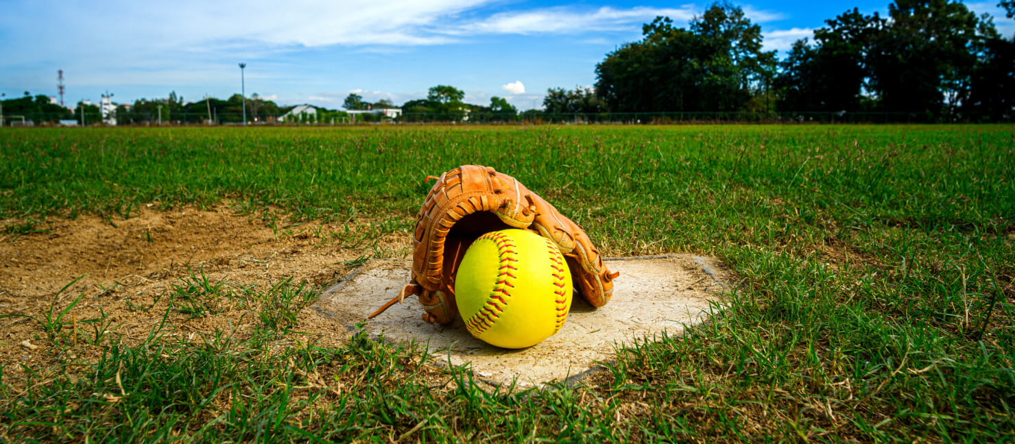 How To Choose a Softball Glove for Your Position | Academy