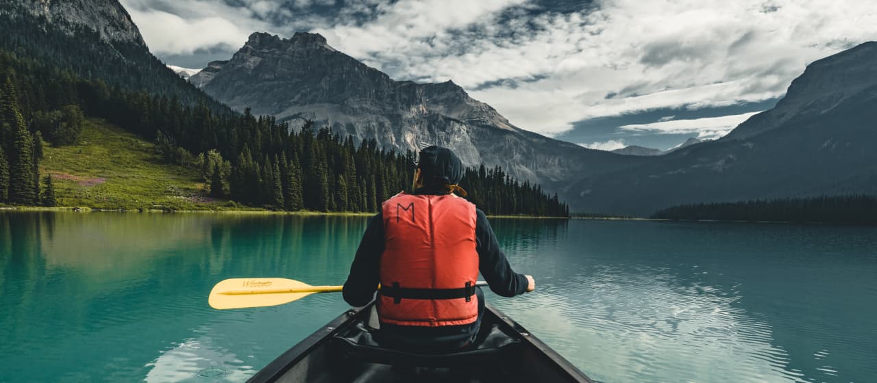 Canoe vs Kayak 101: 6 Differences You Should Know | Academy