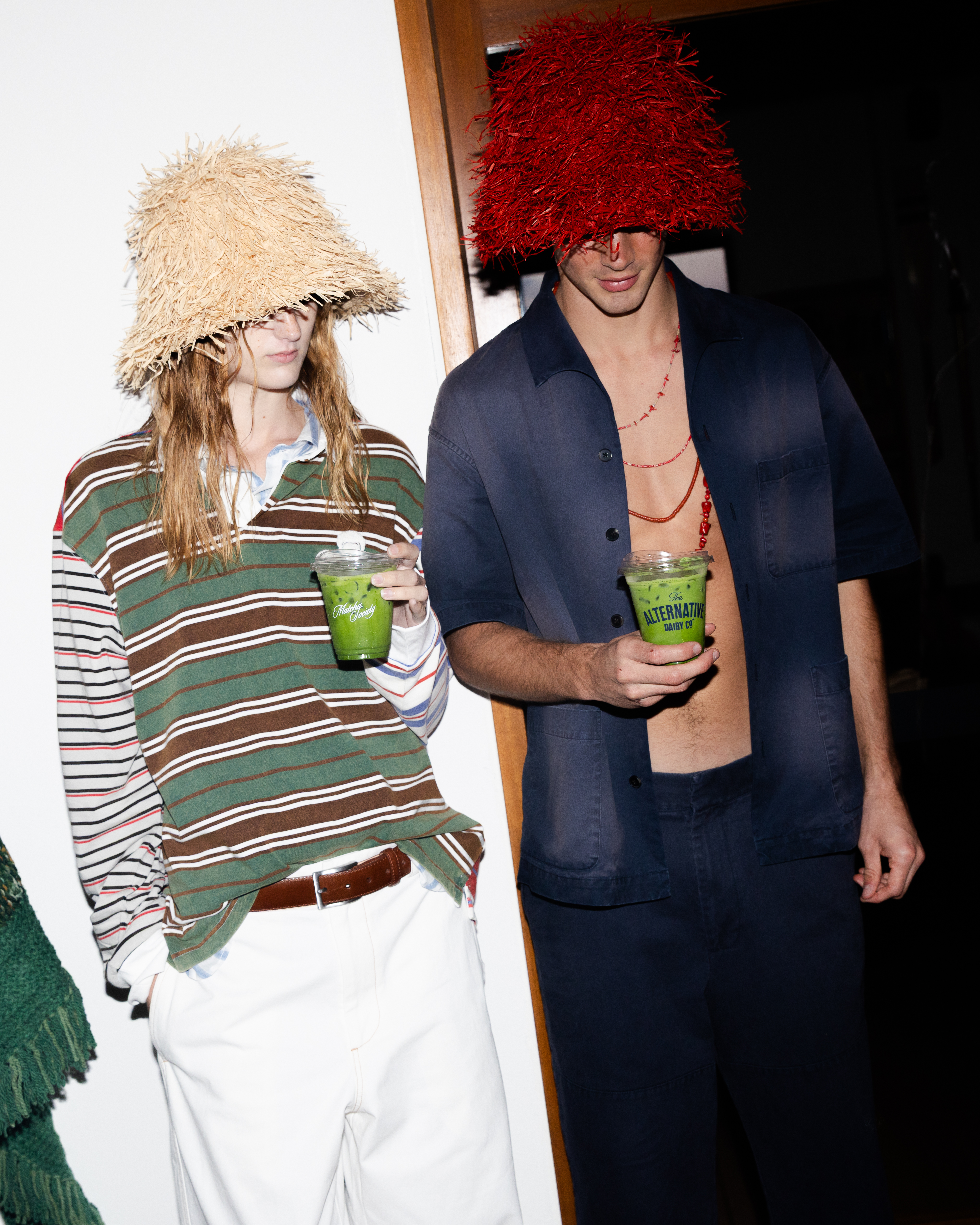 Commas.AFW-49.jpg Commas.AFW-49.jpg