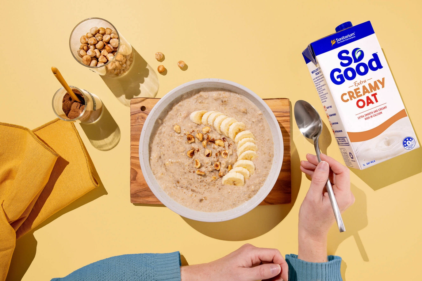 Creamy Banana Porridge with Hazelnuts 