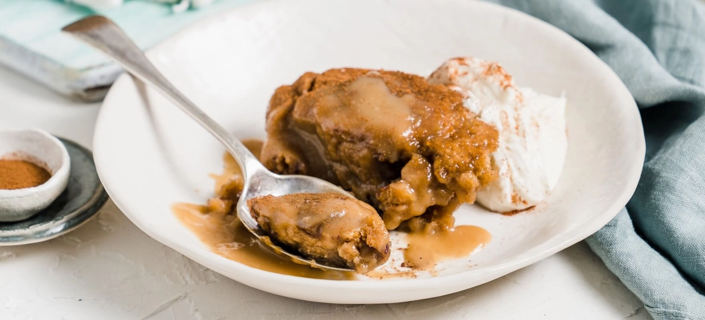 Self-saucing sticky date pudding