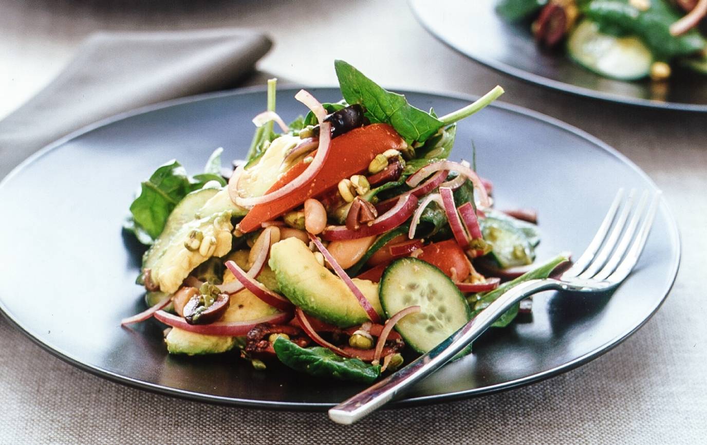 Mediterranean bean salad