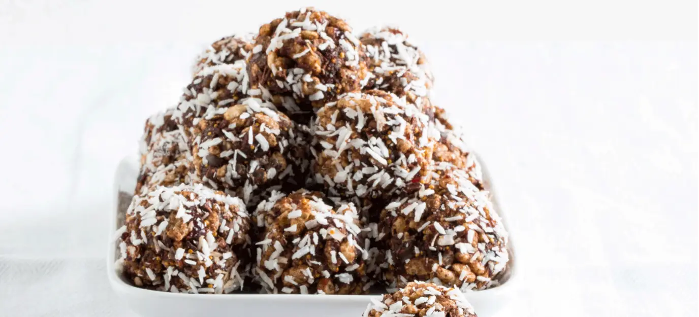 Orange and cacao bliss balls