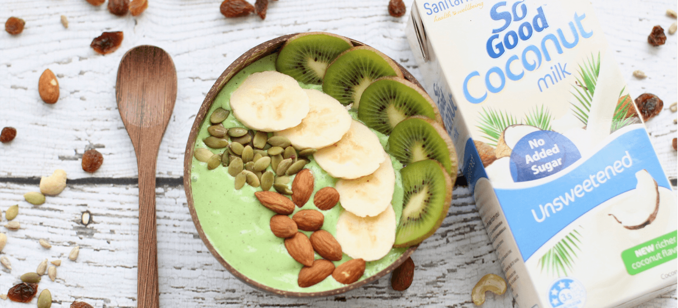 Green smoothie bowl Green smoothie bowl