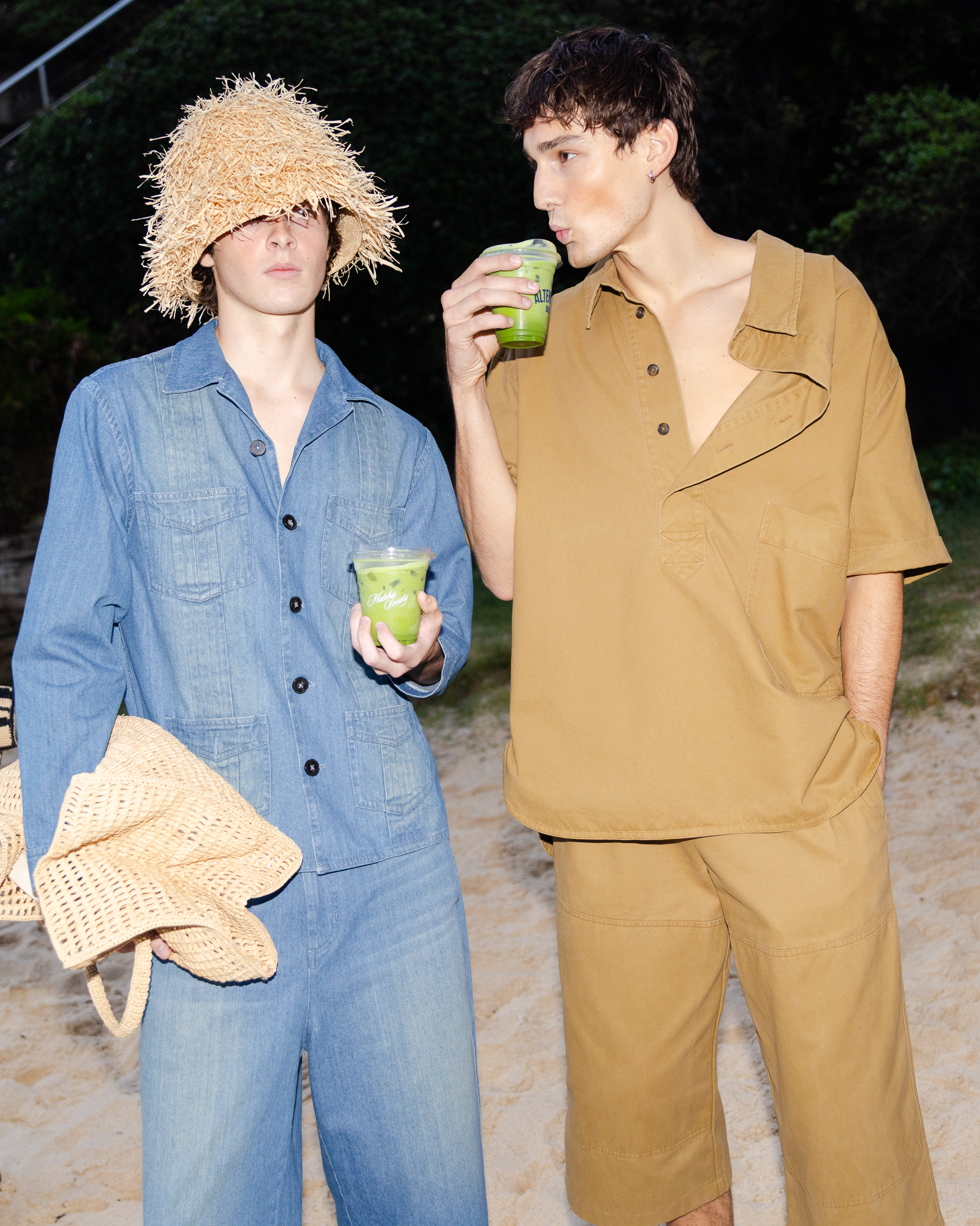 Commas.AFW-58.jpg Commas.AFW-58.jpg
