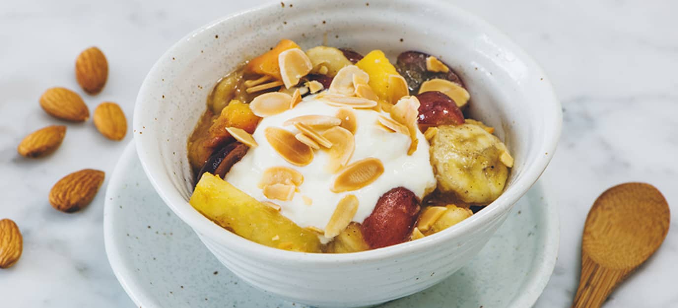 Caramelised fruit with almond and yoghurt