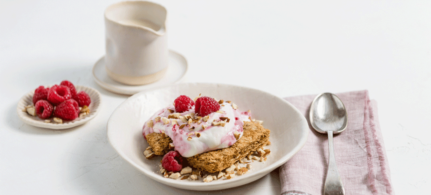 Almond & Raspberry Swirl Yoghurt Spread
