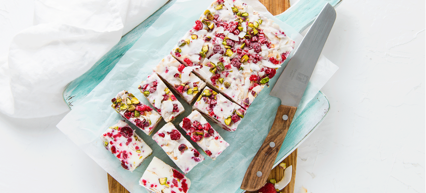 Raspberry & pistachio dessert bars Raspberry & pistachio dessert bars