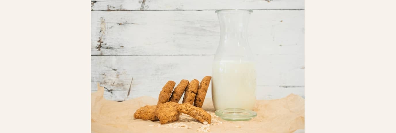Golden oat cookies