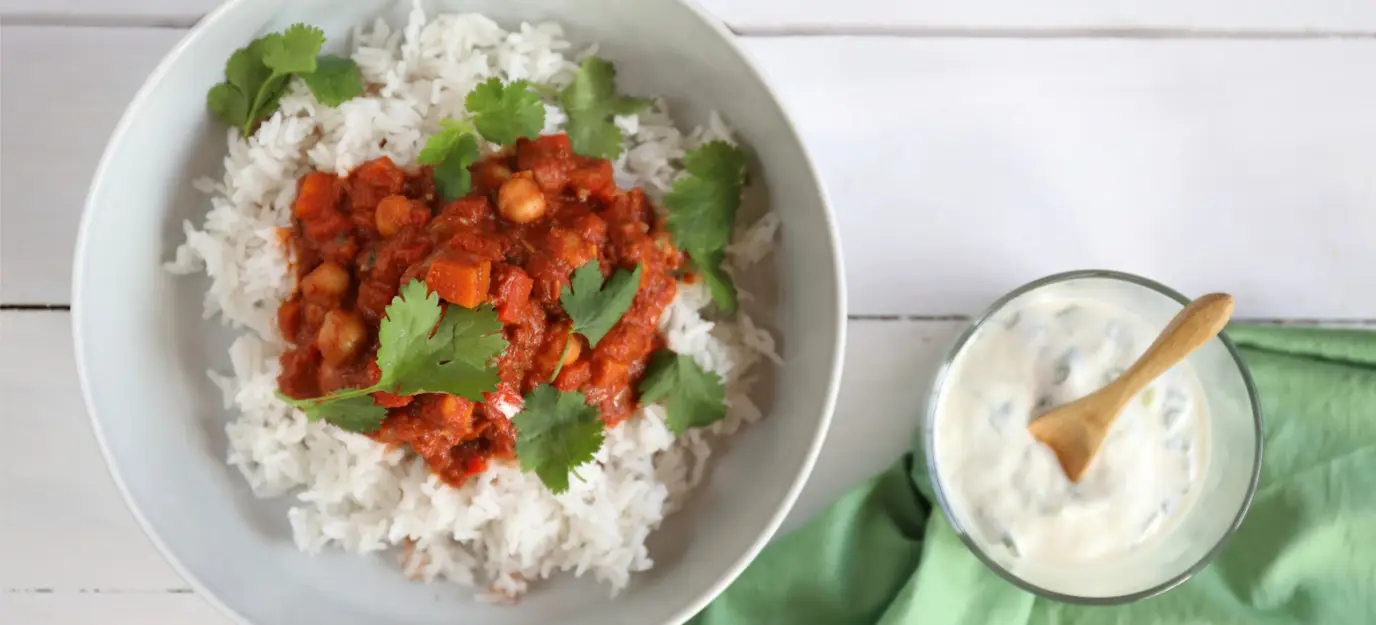 Coconut chickpeas with cucumber raita