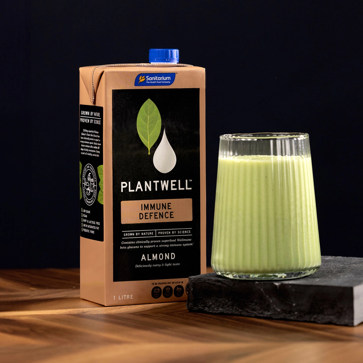 Plantwell Almond milk and green smoothie