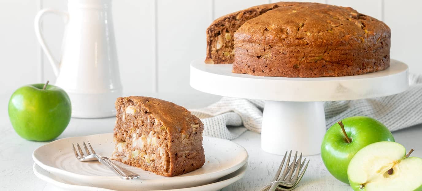 Spiced apple cake