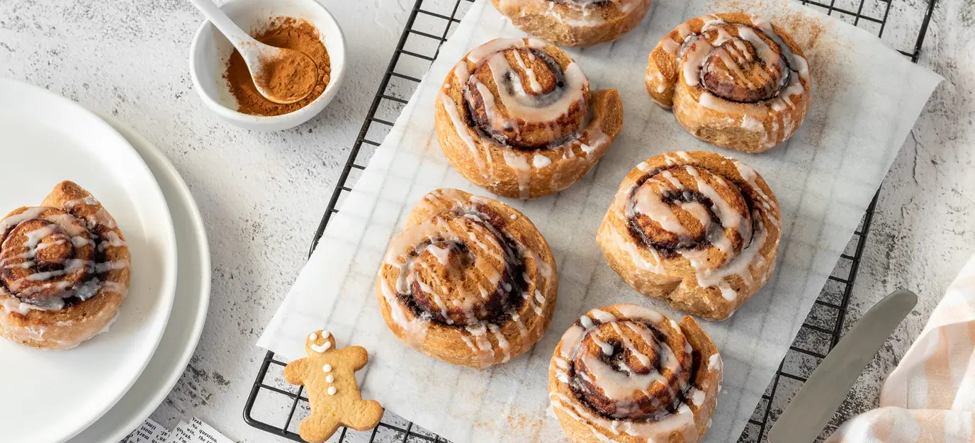 Gingerbread cinnamon rolls