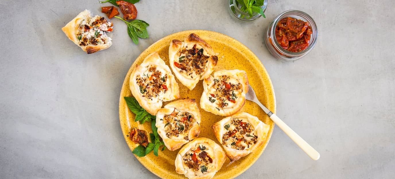 Sundried tomato and ricotta tarts Sundried tomato and ricotta tarts