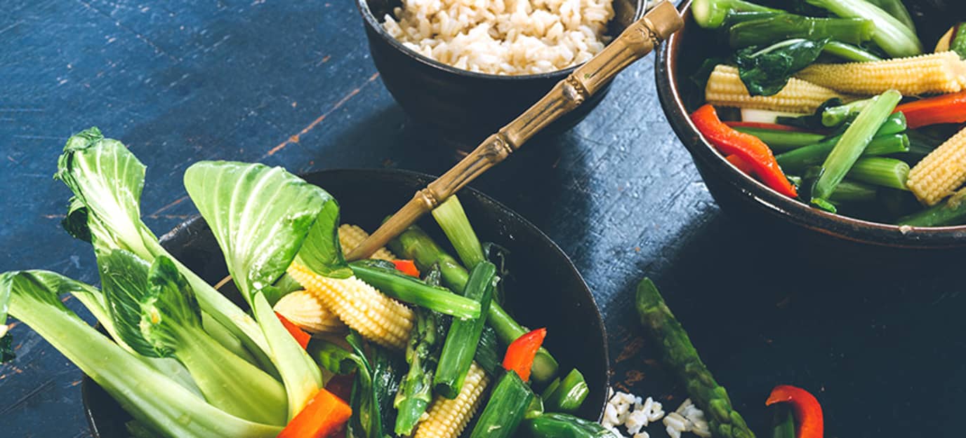 Warm asian green salad