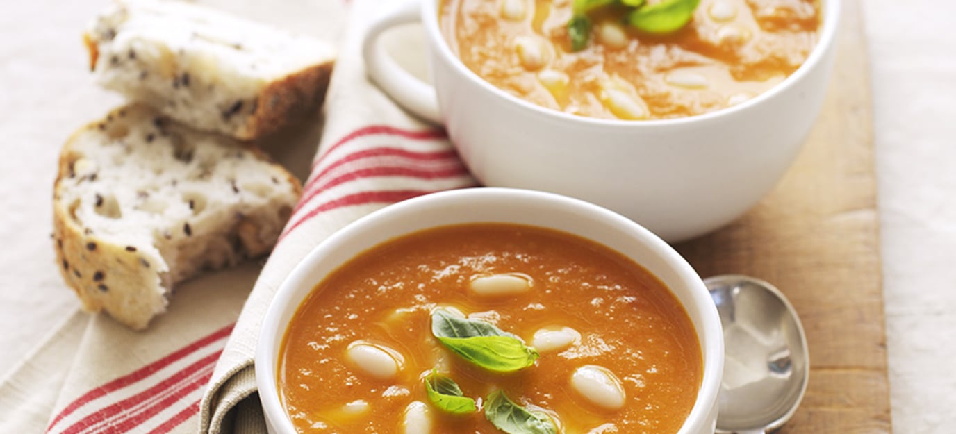 Roast tomato, fennel and cannellini bean soup