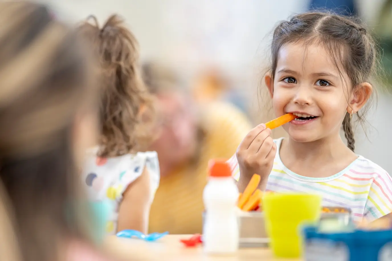 7 Dietitian tips for feeding kids on a budget  