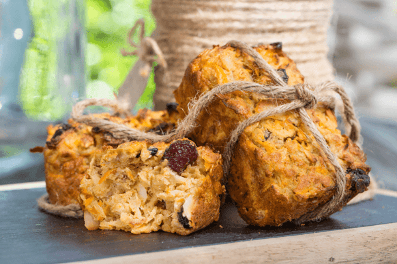 Mini muesli loaves