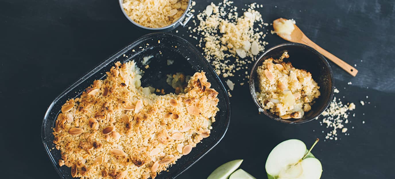 Apple and almond crumble