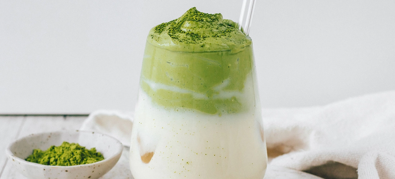 Dalgona matcha Dalgona matcha