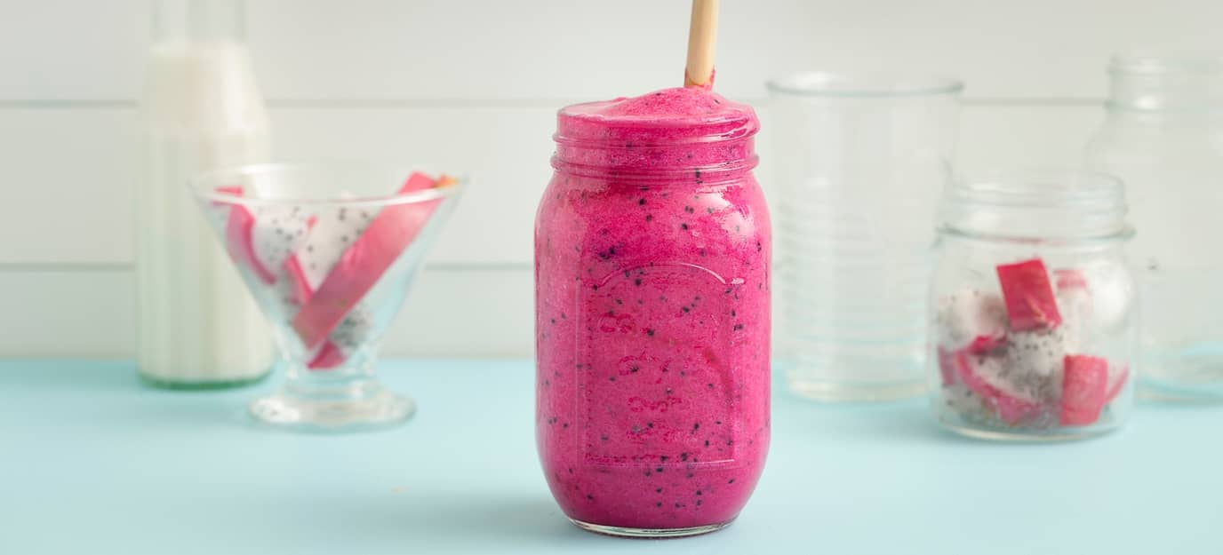Pitaya (dragon fruit) smoothie