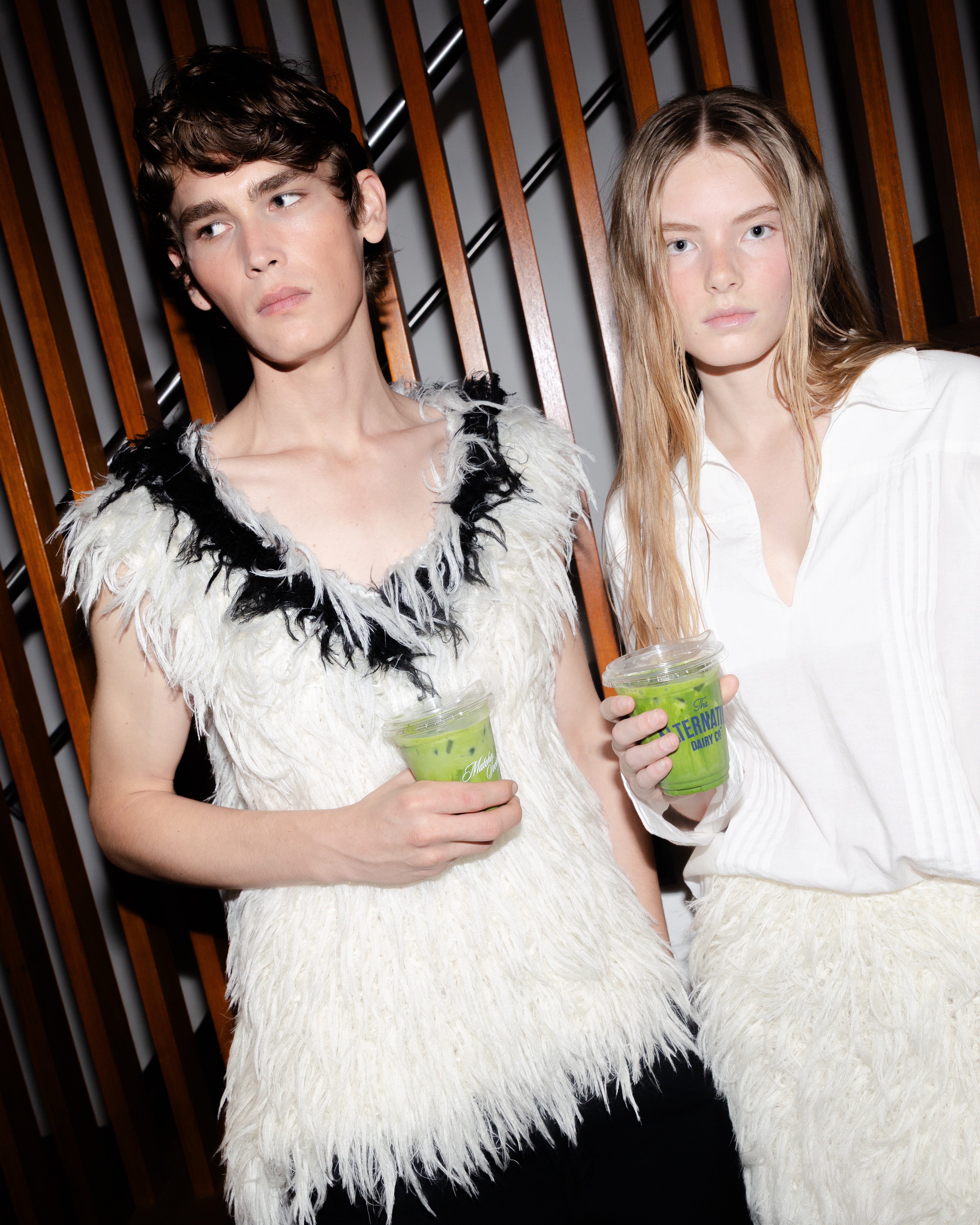 Commas.AFW-43.jpg Commas.AFW-43.jpg