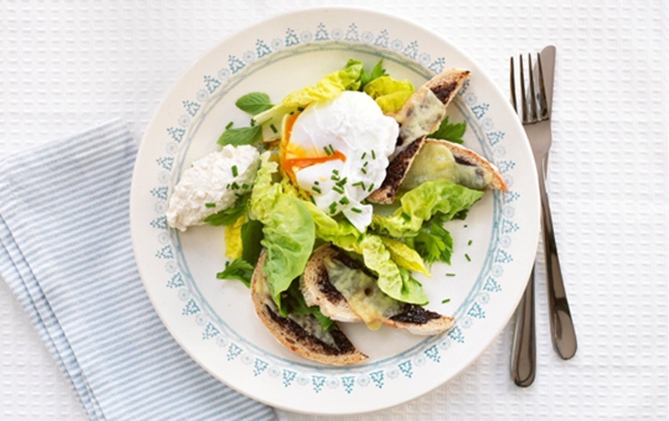 Marmite™ crouton salad