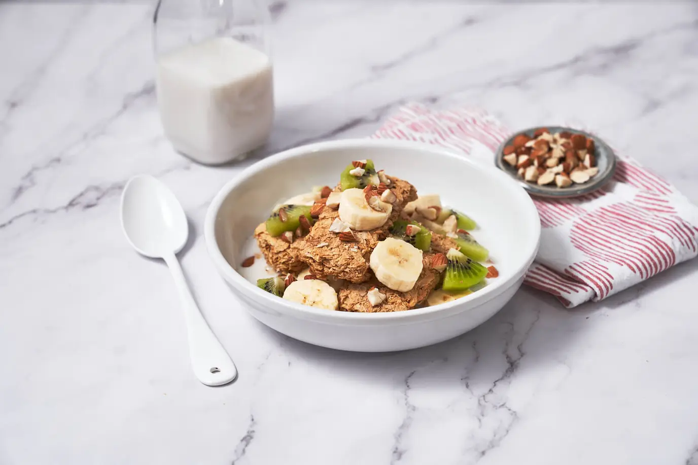 Weet-Bix™ with banana, kiwifruit and almonds
