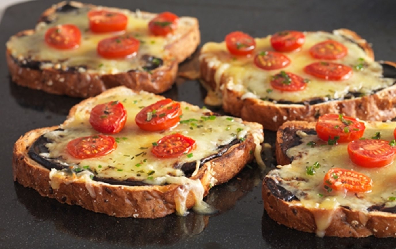 Cheesy Marmite and tomato