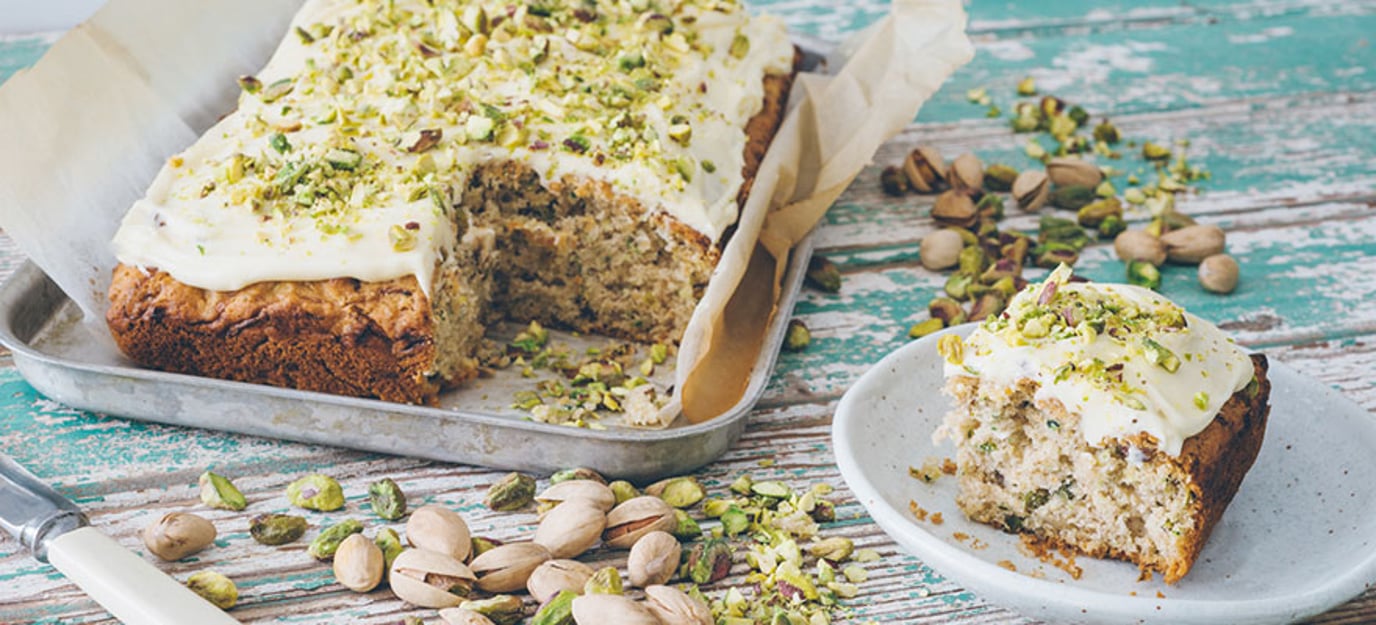 Zucchini and pistachio cake