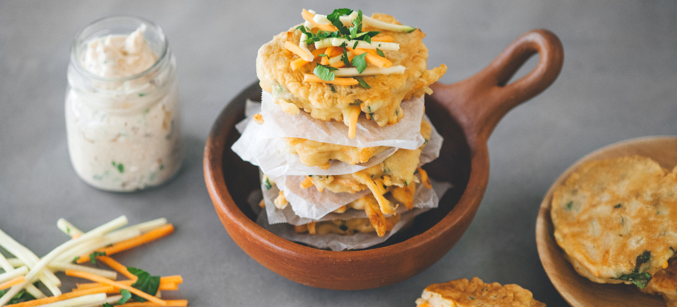 Veggie fritters and peanut sauce