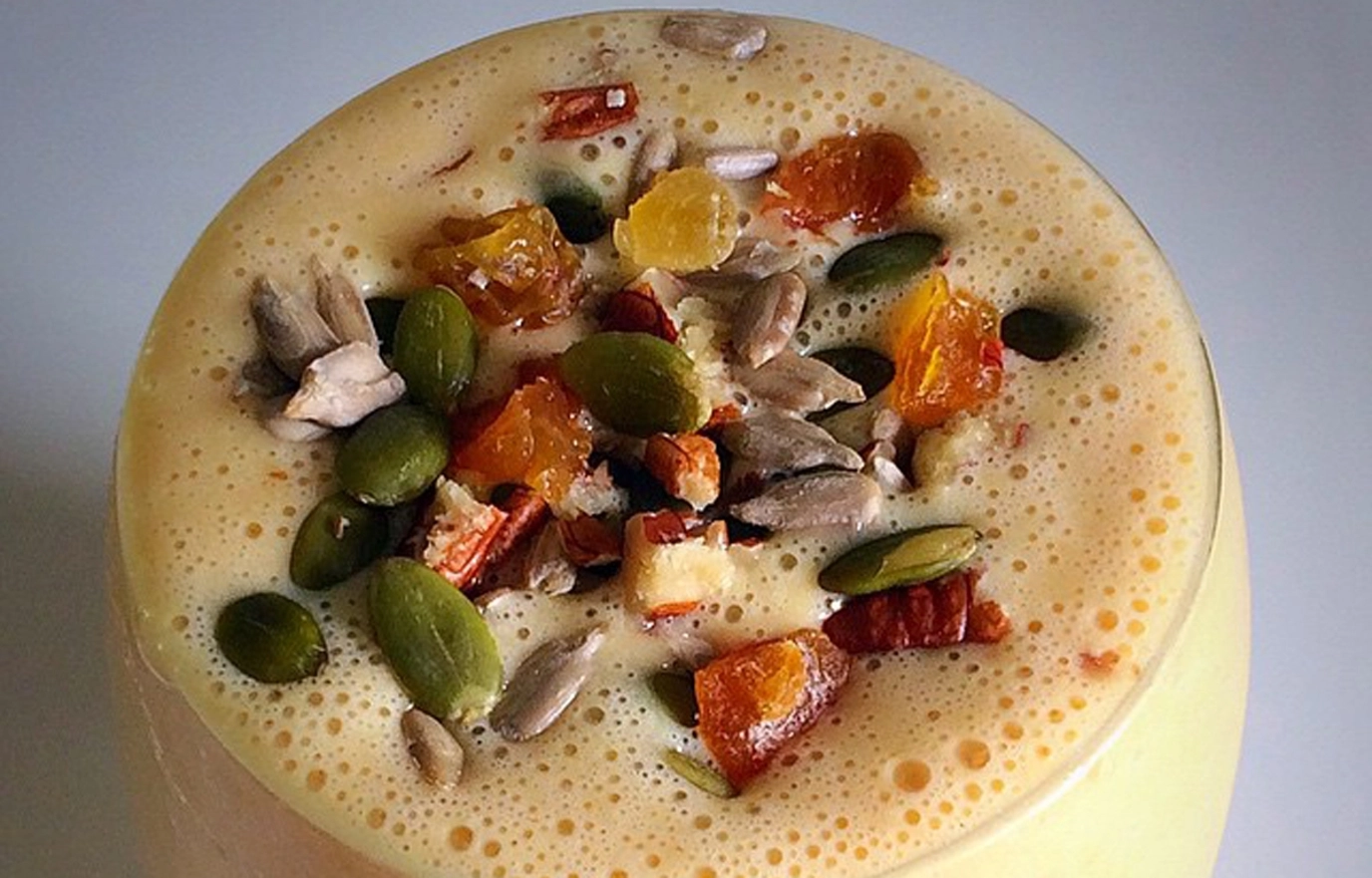 Peachy nut smoothie