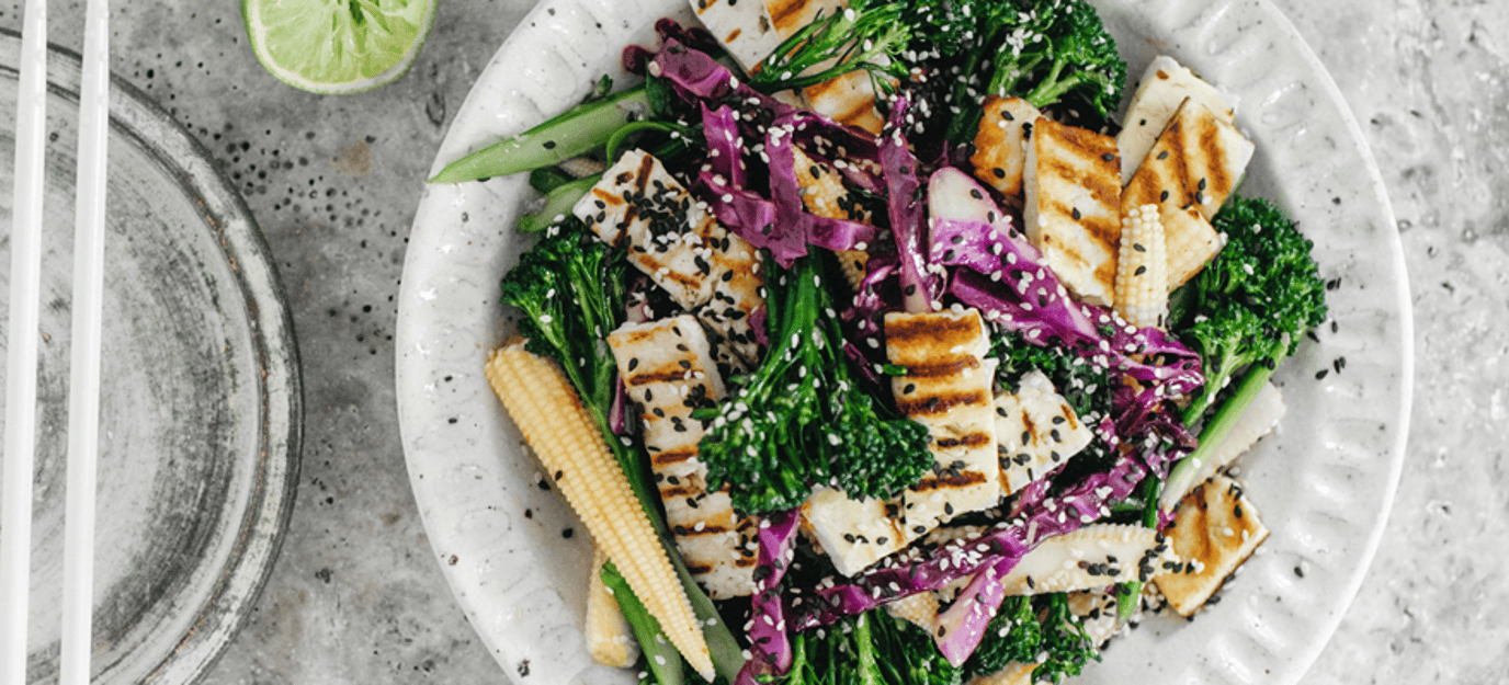 Red cabbage and haloumi stir-fry