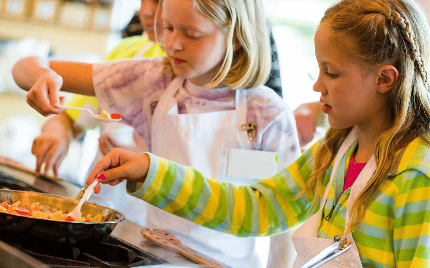 Maths, reading and better nutrition: all the reasons to cook with your kids