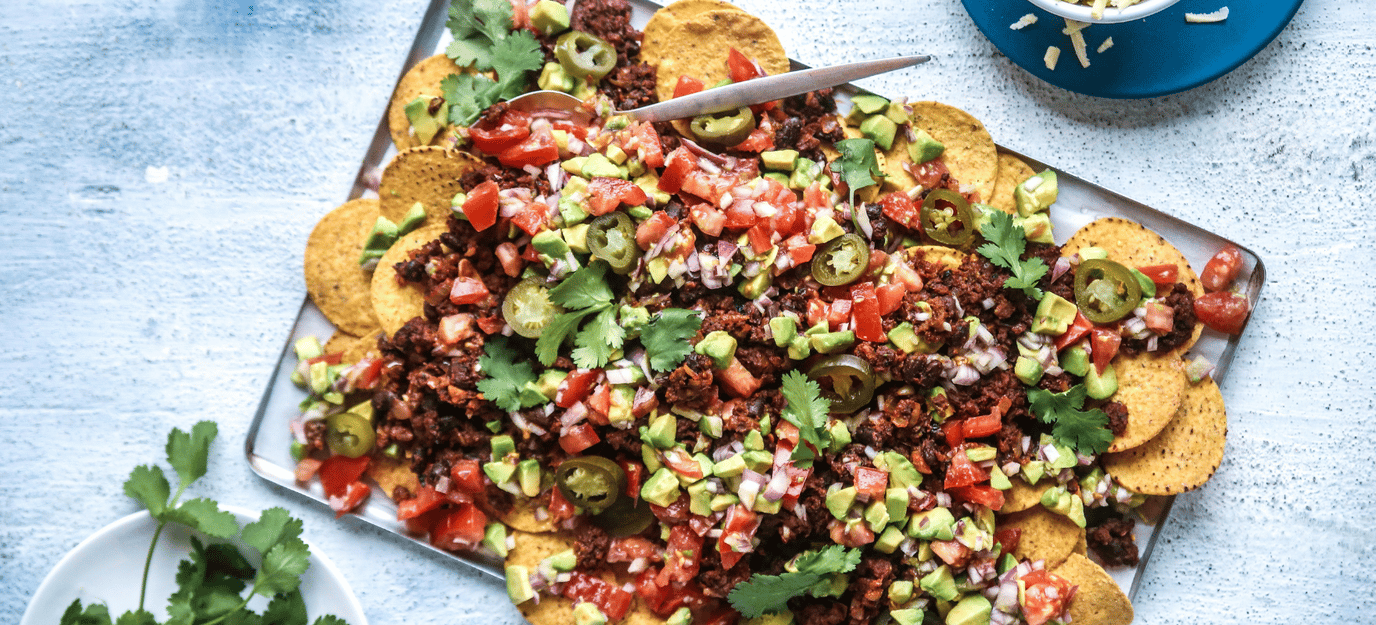 Classic nachos with savoury mince