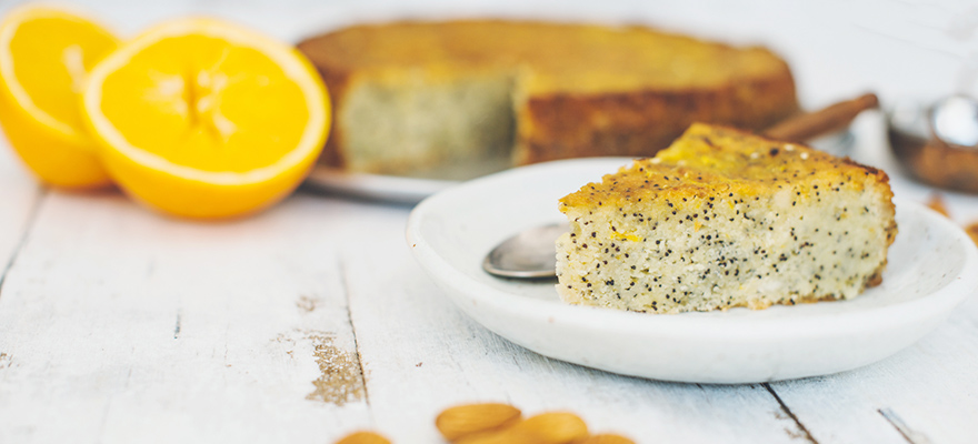 https://images.contentstack.io/v3/assets/blt9777ffe07a3470fa/blta486302ebc56eaae/673884c6b8a09f46e07b30fb/Orange-almond-cake(2)2016L.jpg