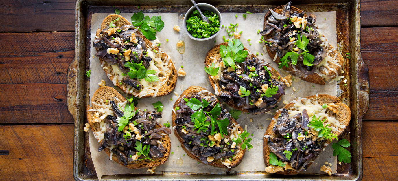 Garlic mushroom toast