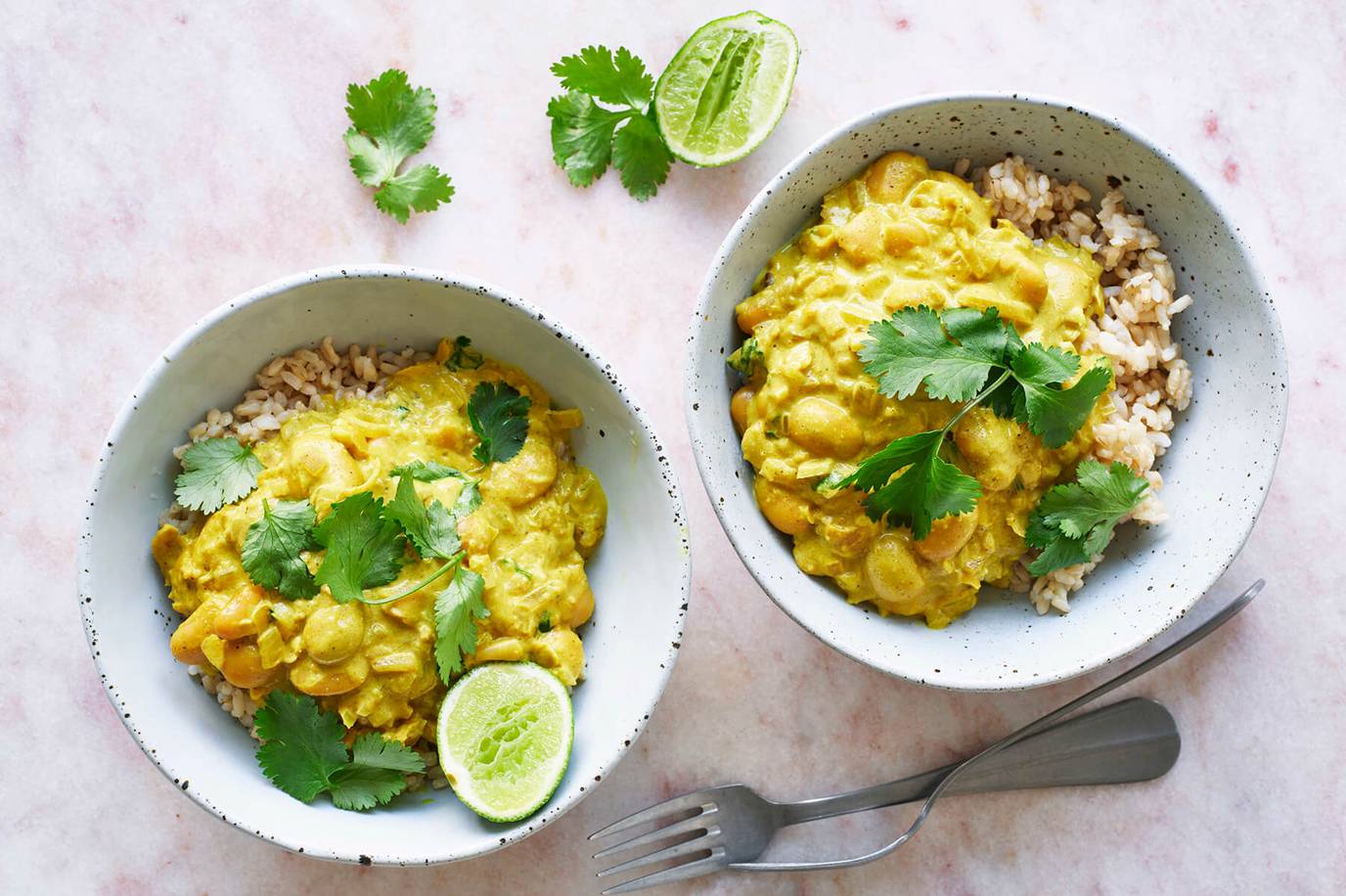 Curried coconut butter beans
