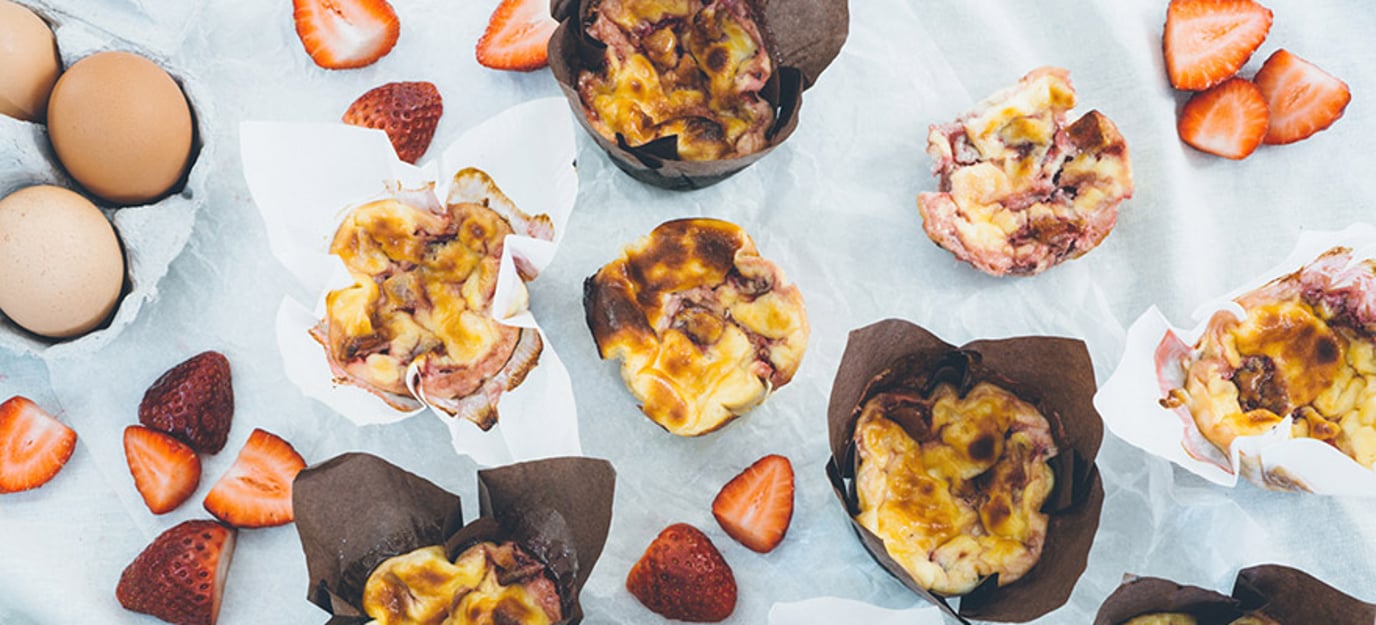 Strawberry ricotta cakes